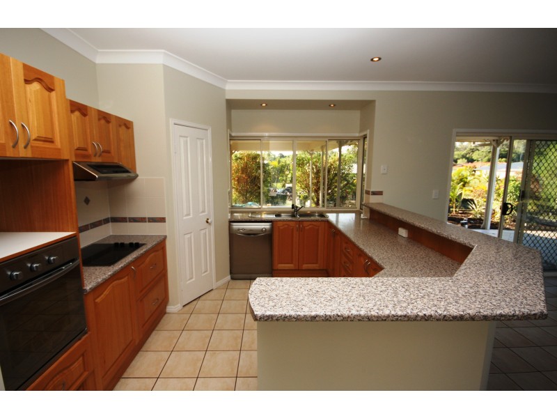 2 Coolibah Ct, Mooloolah Valley QLD 4553