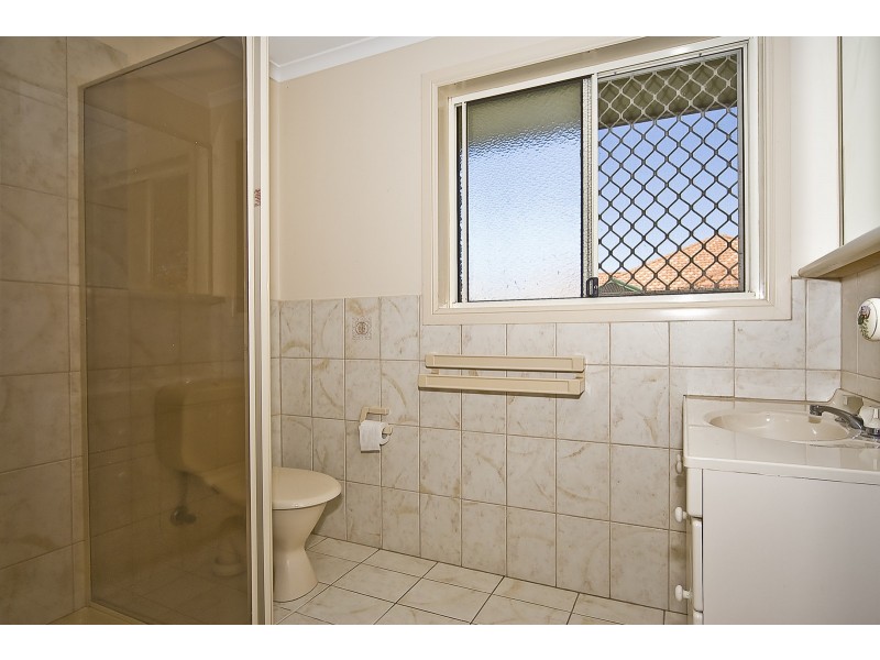 1 Sweetbrush Place, Mountain Creek QLD 4557