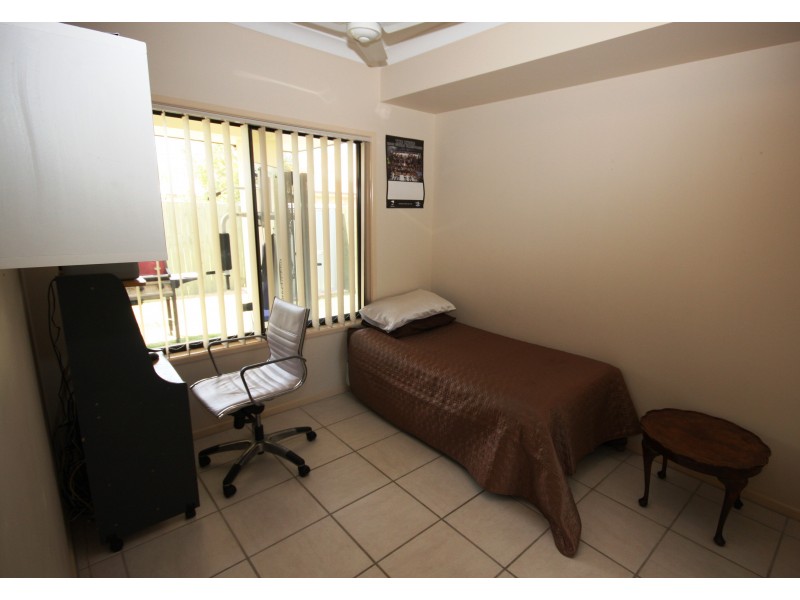 4 Picadilly La, Sippy Downs QLD 4556