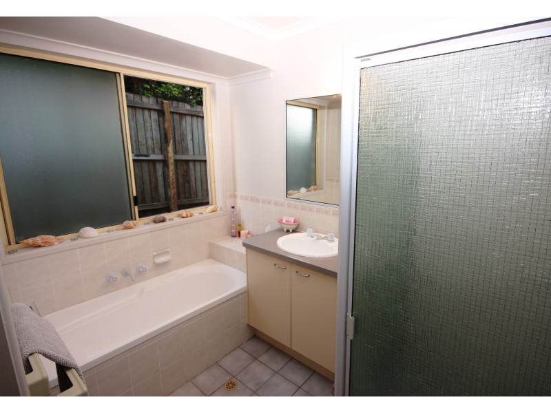 5 Northridge Ct, Sippy Downs QLD 4556