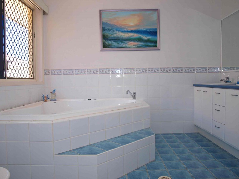 11 SERENA CLOSE, Buderim QLD 4556