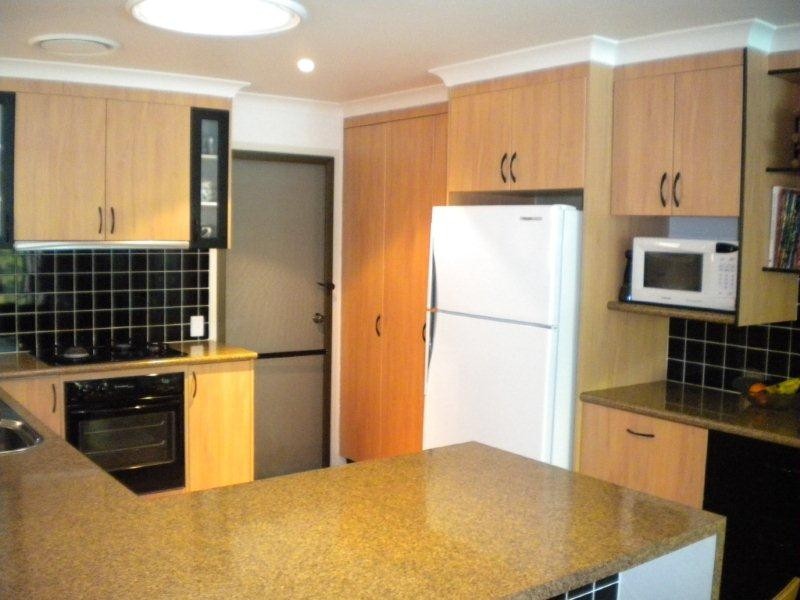 35 BRENTWOOD AVE, Mooloolaba QLD 4557