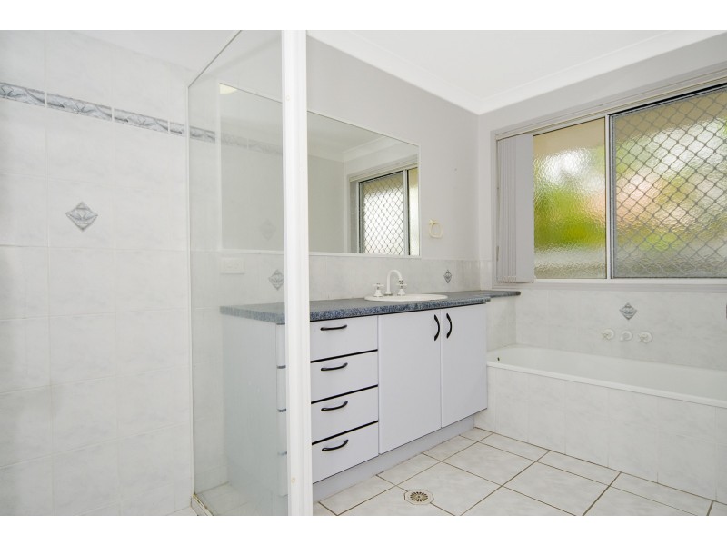 6 Mountain Ash Drive, Mountain Creek QLD 4557