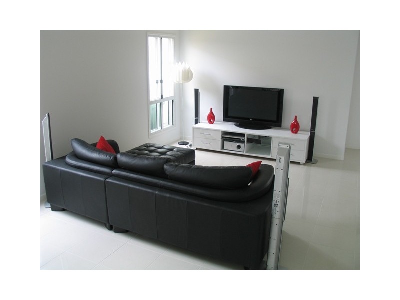 26 Huntley Pl, Caloundra QLD 4551