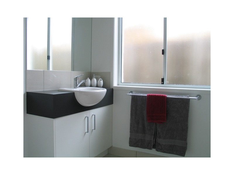 26 Huntley Pl, Caloundra QLD 4551