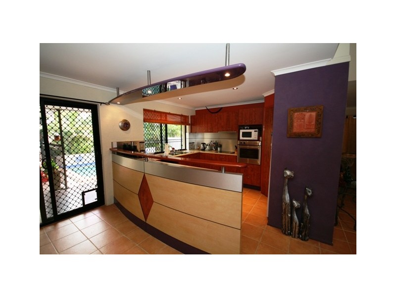 18 Pakenham st, Caloundra QLD 4551