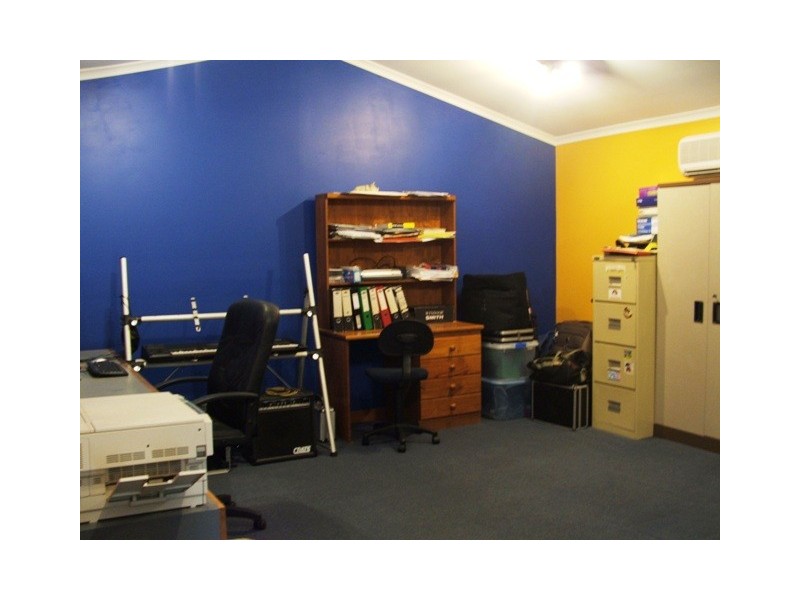 18 Pakenham st, Caloundra QLD 4551