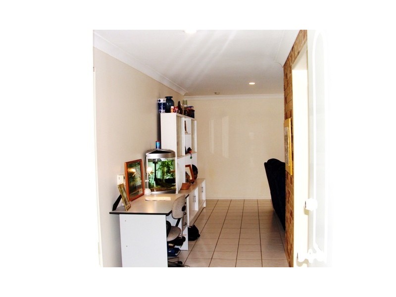 67 LAPOINYA CR, Warana QLD 4575