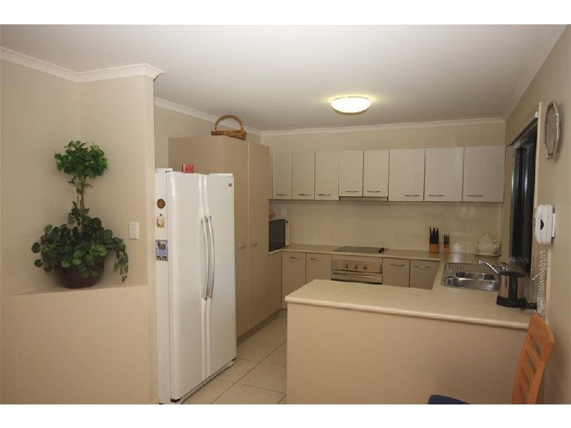 6 Morrison St, Sippy Downs QLD 4556