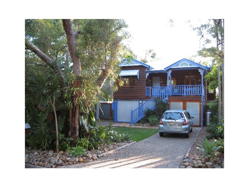 6 Elanda Street, Sunshine Beach QLD 4567
