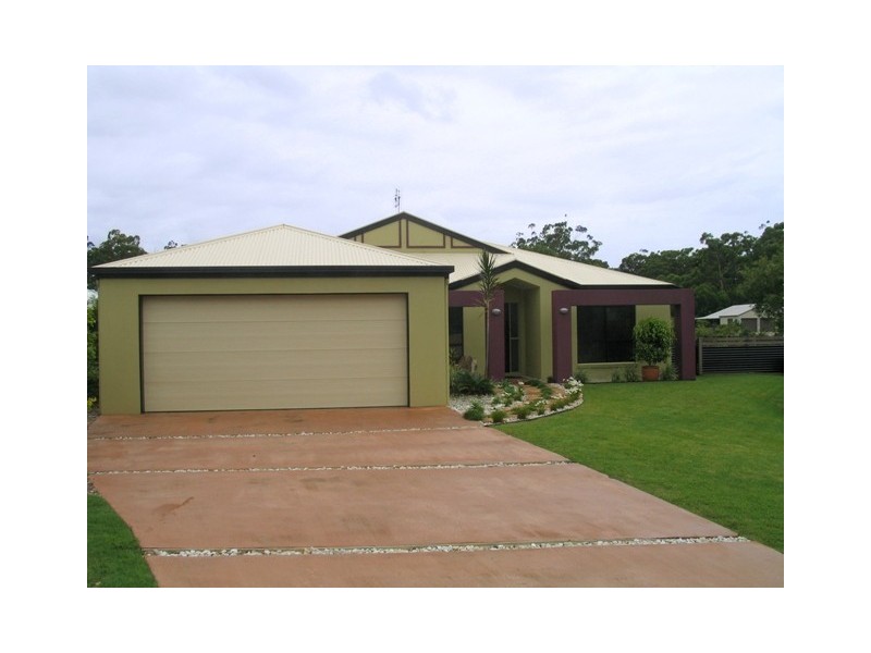 42 Gallery Pl, Caloundra QLD 4551