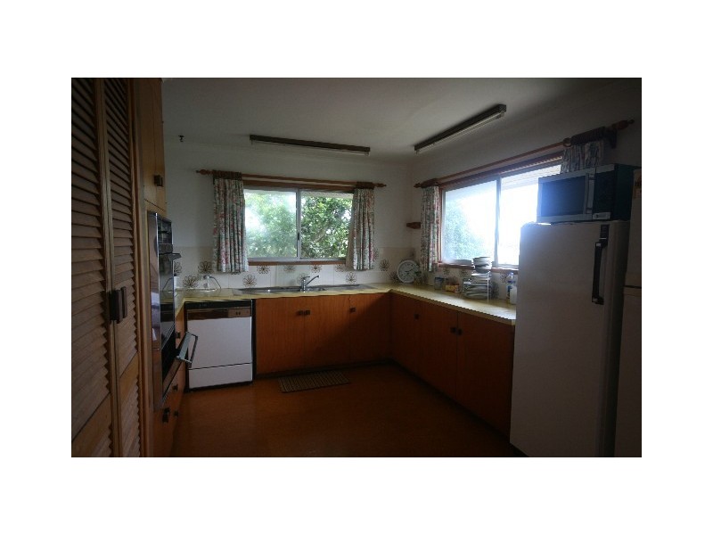 59 Orealla Cr, Sunrise Beach QLD 4567