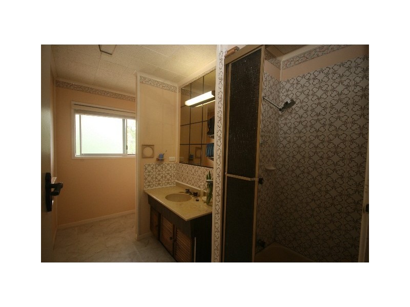 59 Orealla Cr, Sunrise Beach QLD 4567