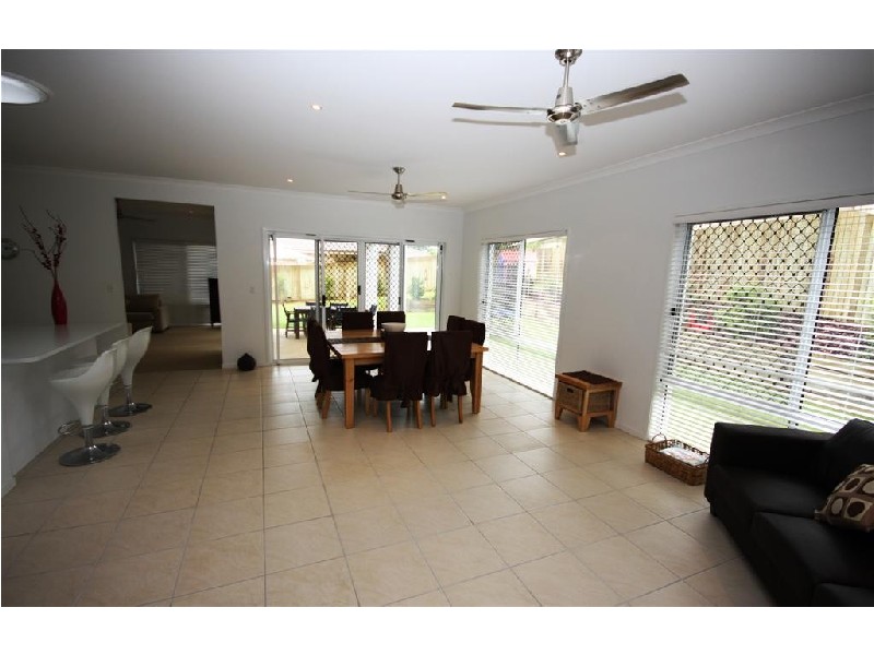 14 Picca Place, Palmwoods QLD 4555
