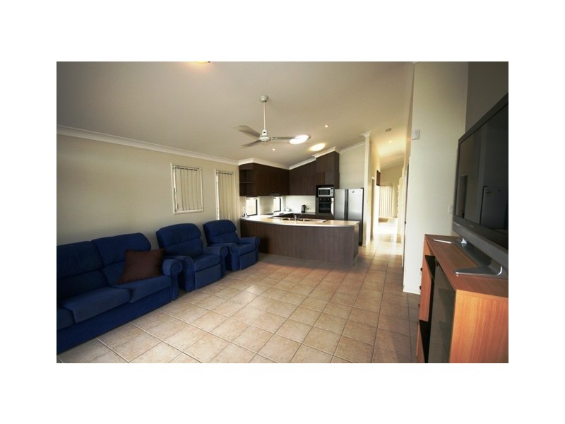 9 LACEBARK ST KAWANA FOREST, Caloundra QLD 4551