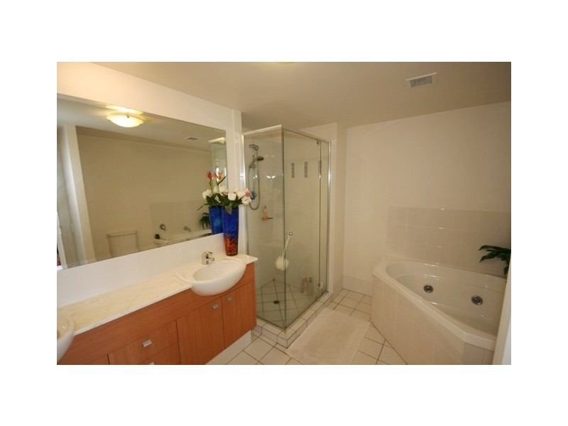 623 ALEXANDRA PDE, Alexandra Headland QLD 4572