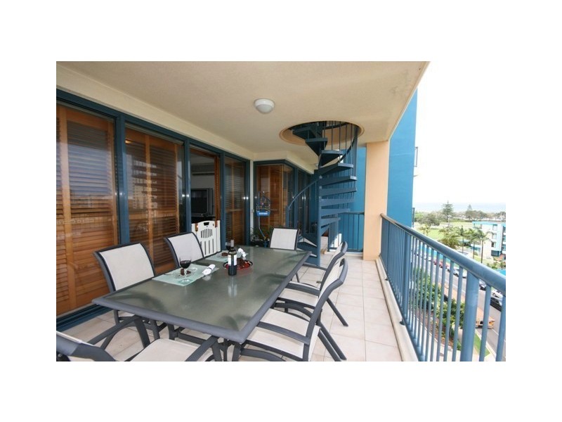 623 ALEXANDRA PDE, Alexandra Headland QLD 4572