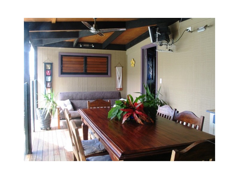 22 Edmund St, Caloundra QLD 4551