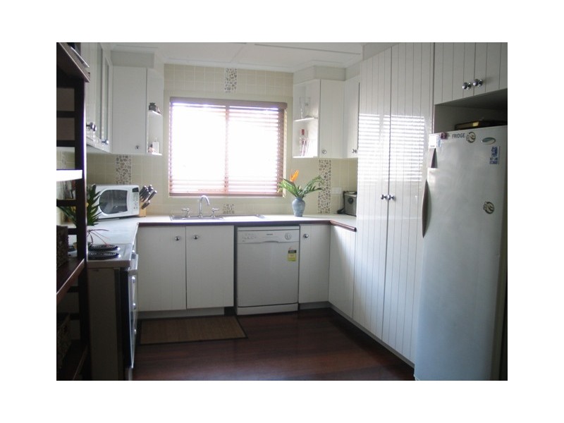 22 Edmund St, Caloundra QLD 4551