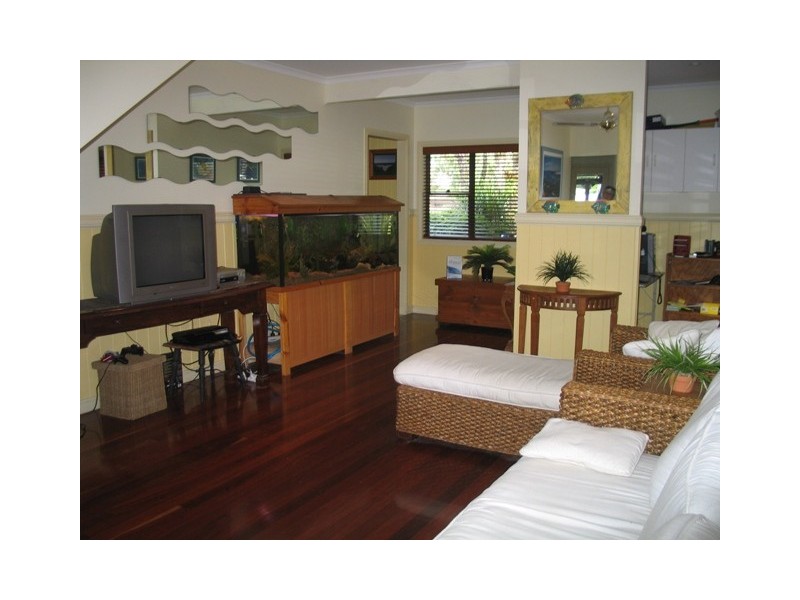 22 Edmund St, Caloundra QLD 4551