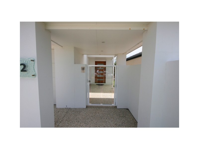 2 Dominica Place, Kawana Island QLD 4575