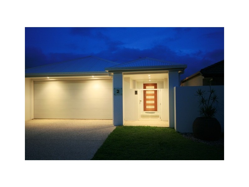 2 Dominica Place, Kawana Island QLD 4575