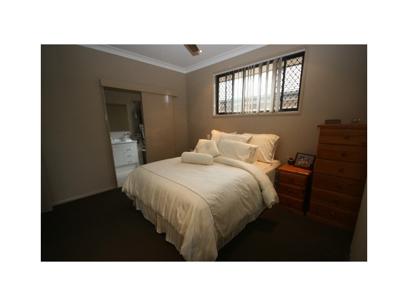 7 Donnelly Pl, Caloundra QLD 4551