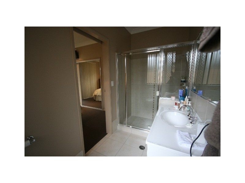 7 Donnelly Pl, Caloundra QLD 4551