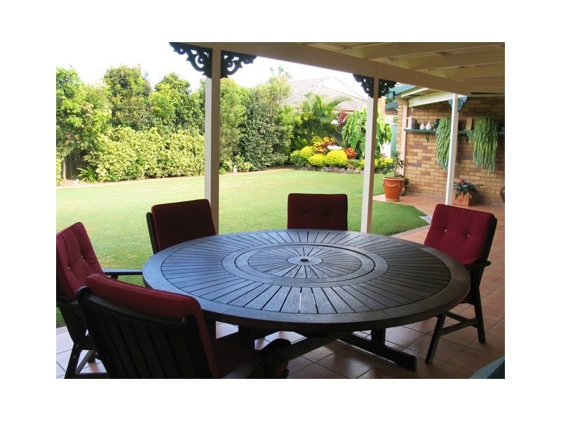 2 Sanctuary Pl, Caloundra QLD 4551