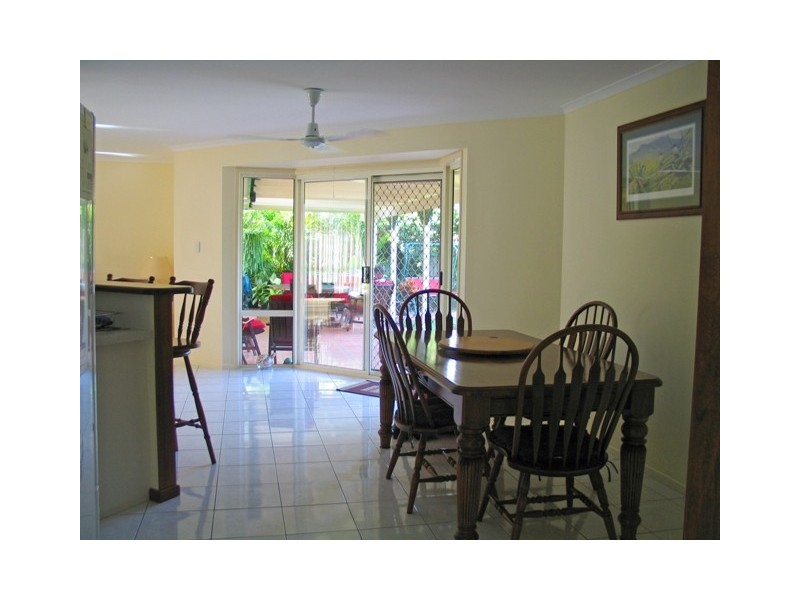 2 Sanctuary Pl, Caloundra QLD 4551