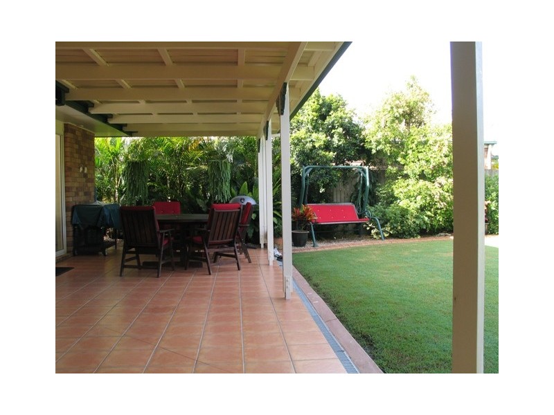 2 Sanctuary Pl, Caloundra QLD 4551