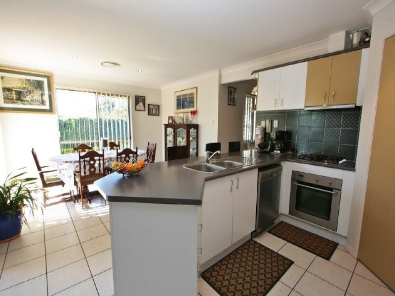 22 Finnegan st, Rothwell QLD 4022