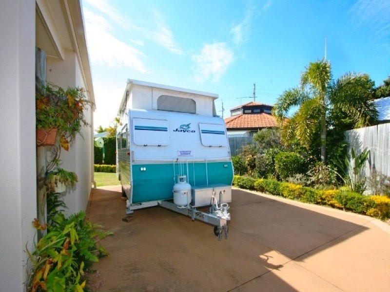 22 Finnegan st, Rothwell QLD 4022