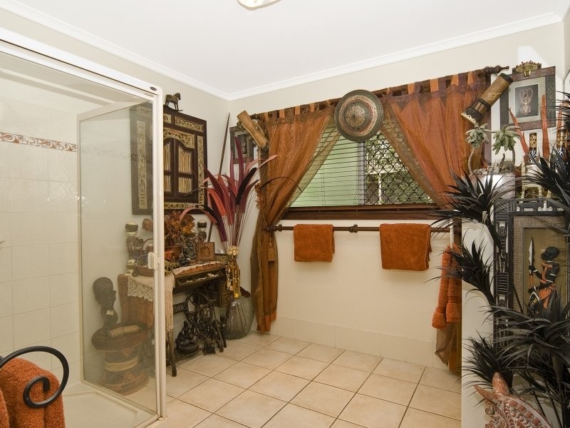 Glass House Mountains QLD 4518