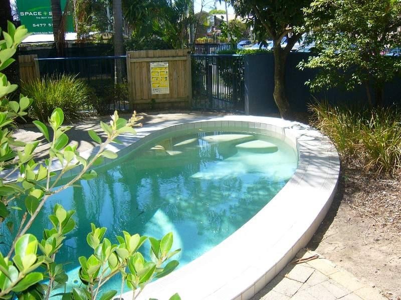 9/11 Foote St, Mooloolaba QLD 4557