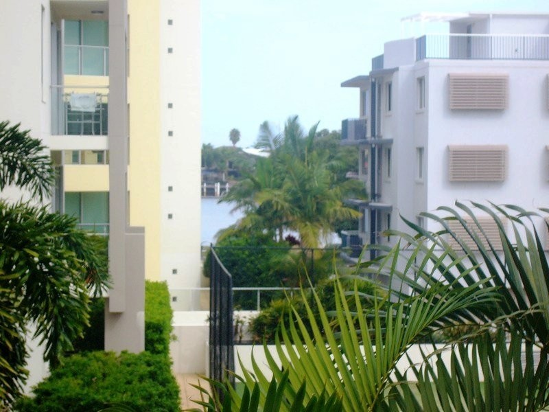 9/11 Foote St, Mooloolaba QLD 4557