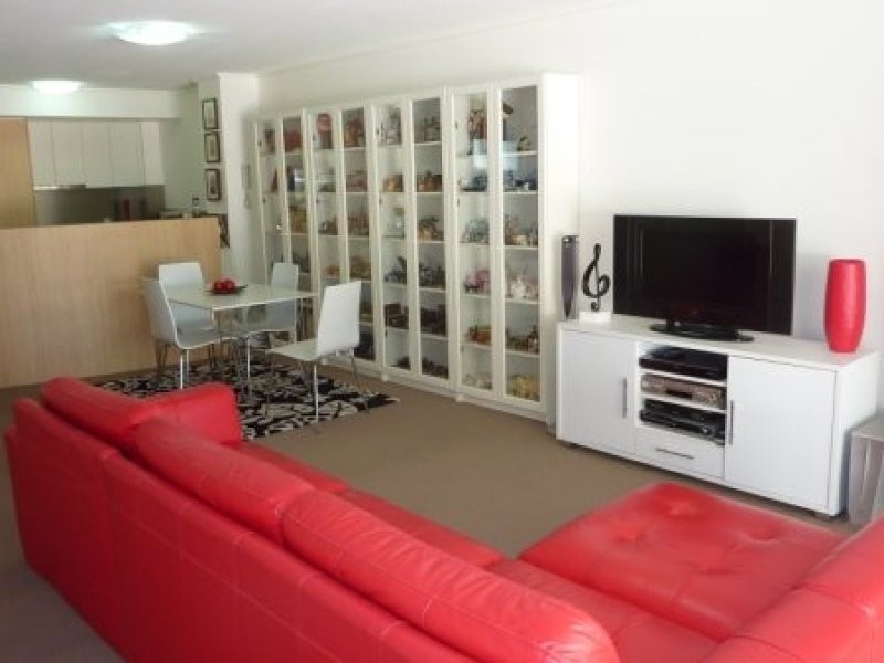 29 First Avenue, Mooloolaba QLD 4557