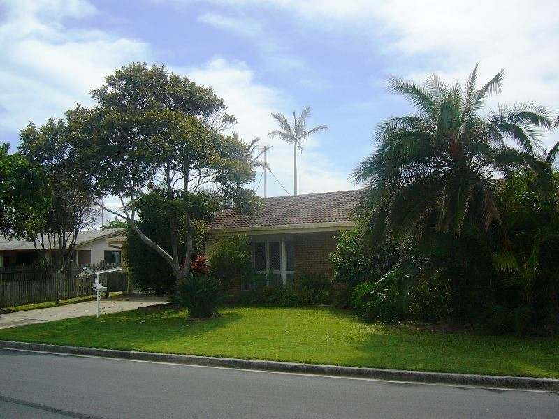 2 Arunta St, Buddina QLD 4575