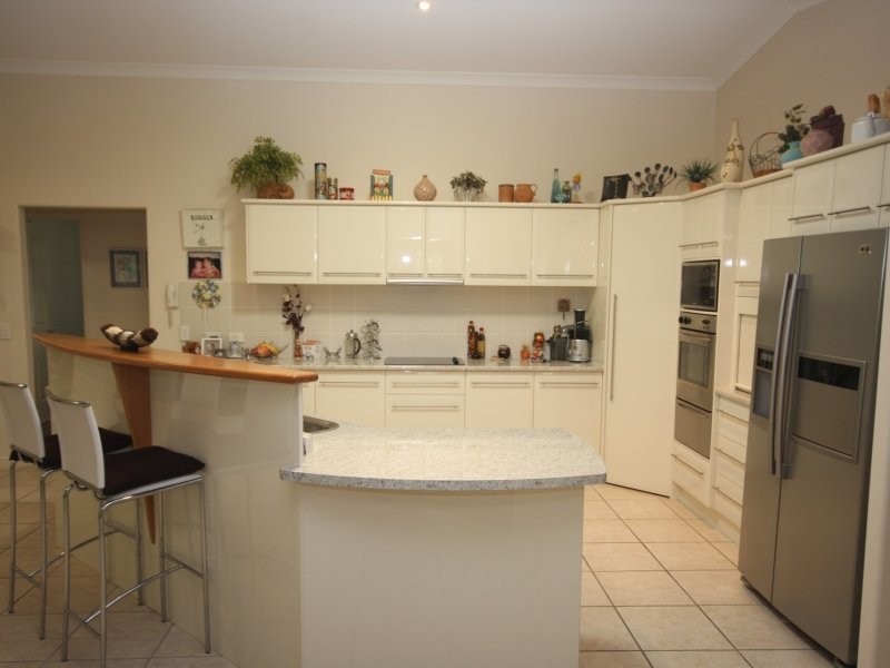14 Fitzwilliam DR, Sippy Downs QLD 4556