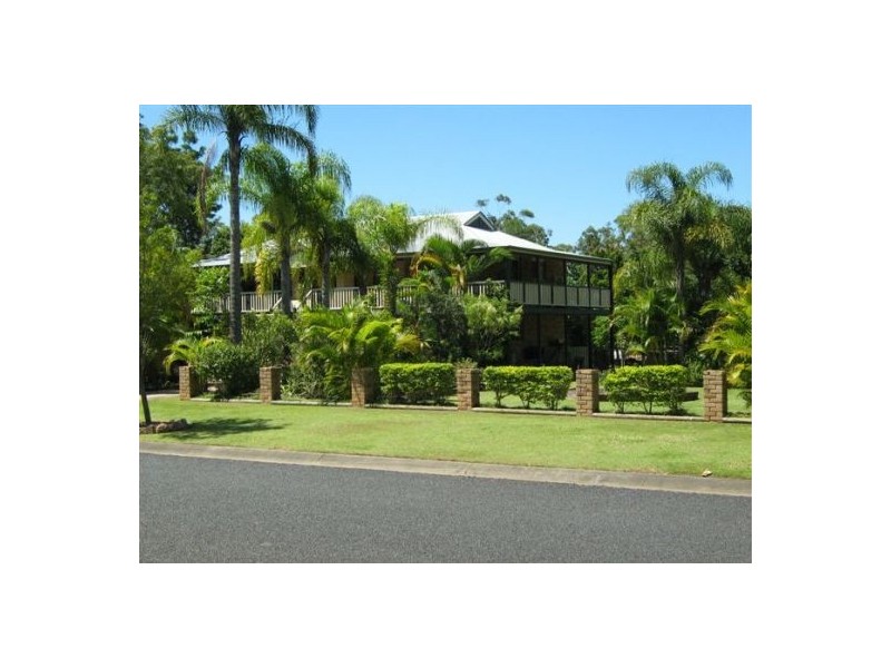 15 Springburn  DR, Glass House Mountains QLD 4518