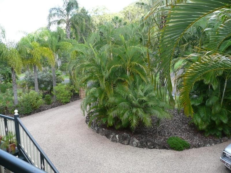 15 Springburn  DR, Glass House Mountains QLD 4518