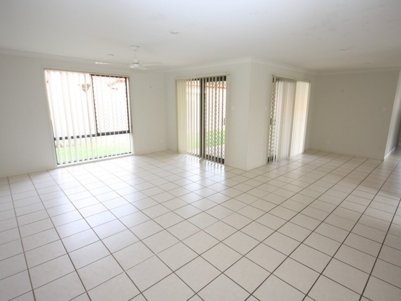 20 Trinity Cr, Sippy Downs QLD 4556