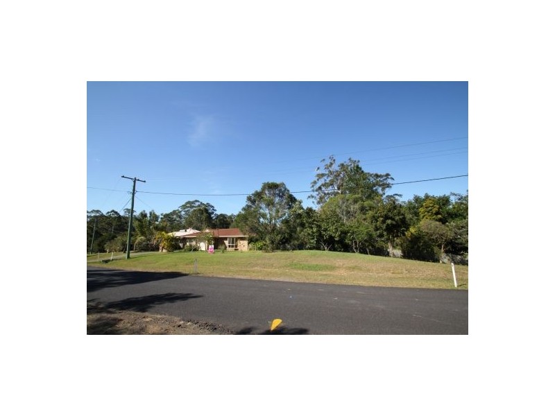 22 Calderwood RD, Landsborough QLD 4550