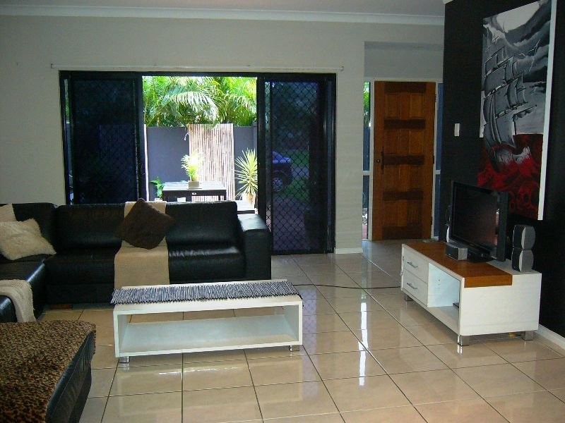 40 Karome St, Pacific Paradise QLD 4564