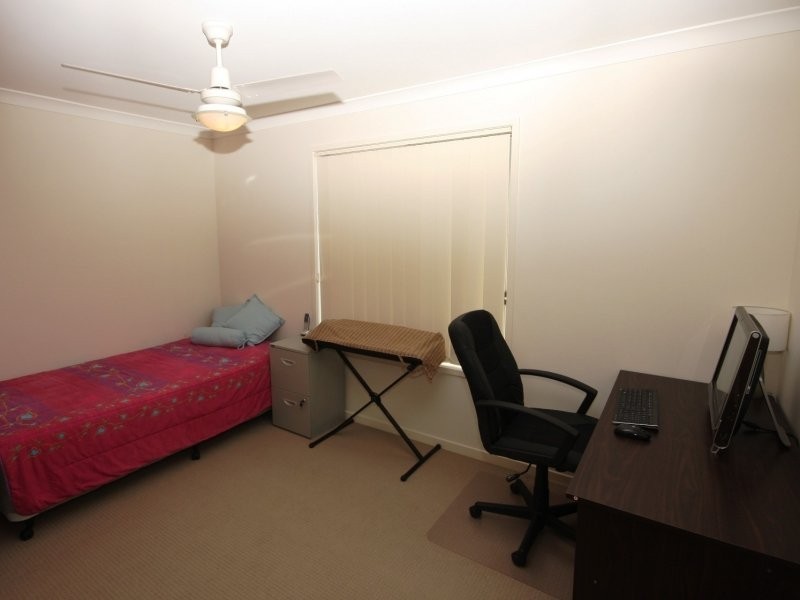 6 Burrows St, Sippy Downs QLD 4556