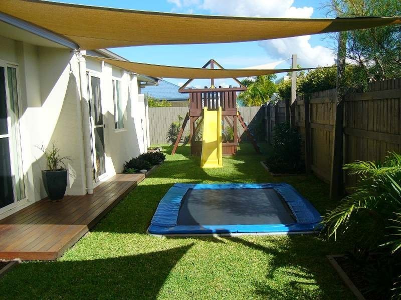 4 Bangalore CL, Caloundra West QLD 4551