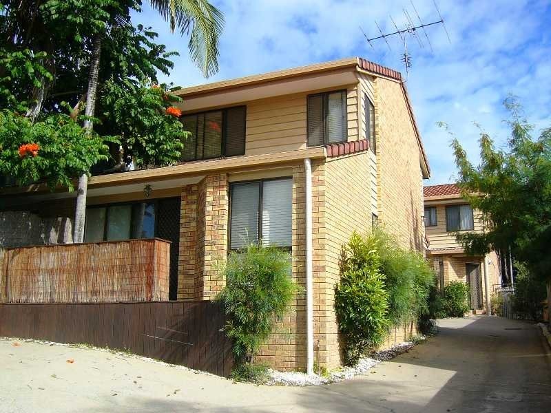 Unit 4/1 Aragorn St, Maroochydore QLD 4558
