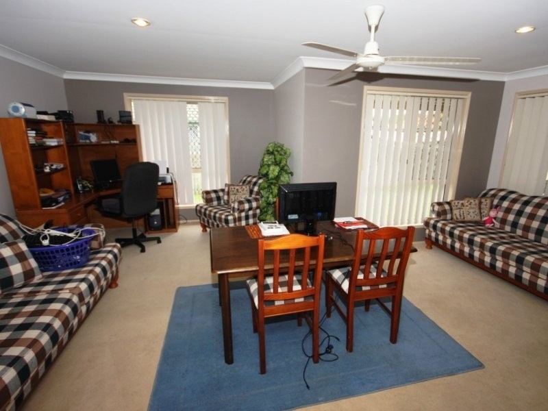 3 Beaver Pl, Sippy Downs QLD 4556