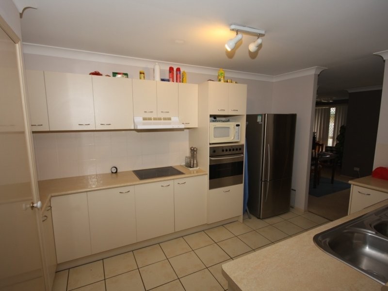 3 Beaver Pl, Sippy Downs QLD 4556