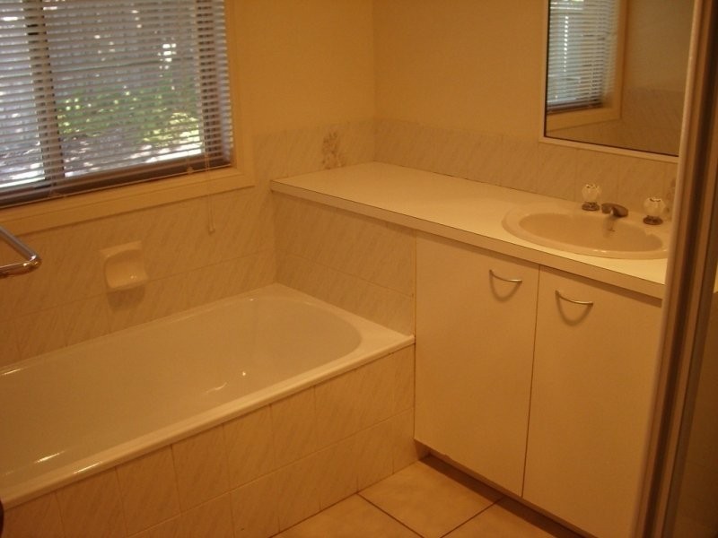 13 Balyarta Cr, Mooloolaba QLD 4557